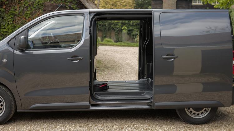 FIAT SCUDO L2 DIESEL 2.0 Multijet 145 Van